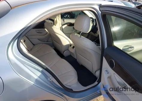 2016 Mercedes-Benz C 300 Luxury из США, поврежденный, VIN 55SWF4JBXGU115554